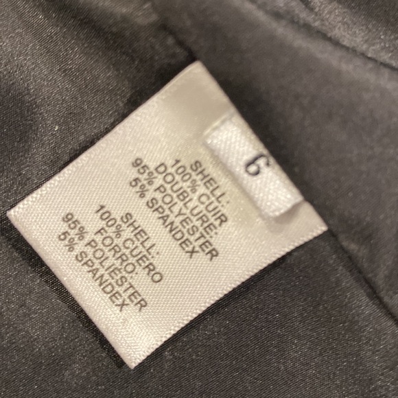 Womens Leather zip front jacket, ruched at front. 3/4 length sleeves.SZ 6 - Picture 7 of 7